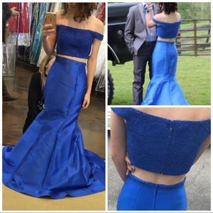 Blue Ellie Wilde prom dress size 2 two piece